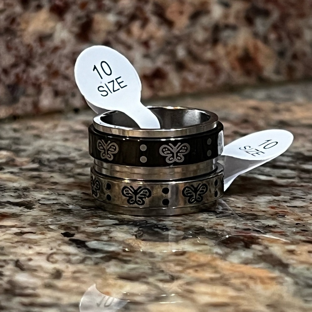 Unisex Butterfly Rings - Picture 2 of 4
